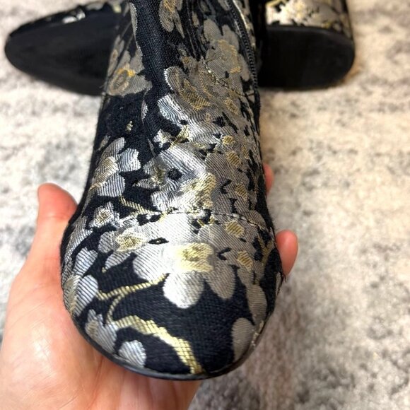 Embroidered Floral Black & Gold Ankle Boots By Indigo Rd. Size 10M Zipper Closur - Picture 7 of 9